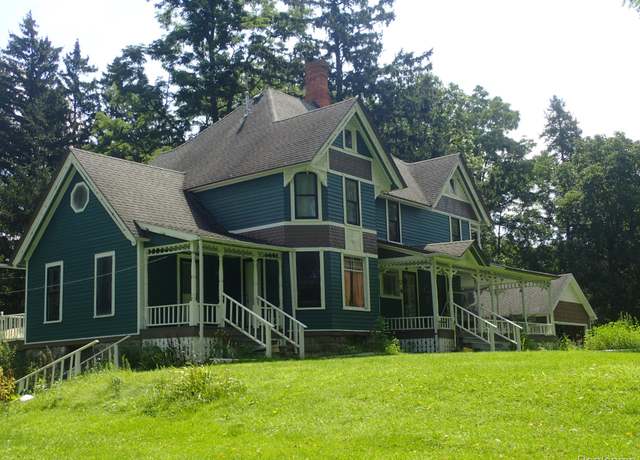 Property at 2355 E Davisburg Rd, Holly, MI 48442, 4 beds, 2 baths