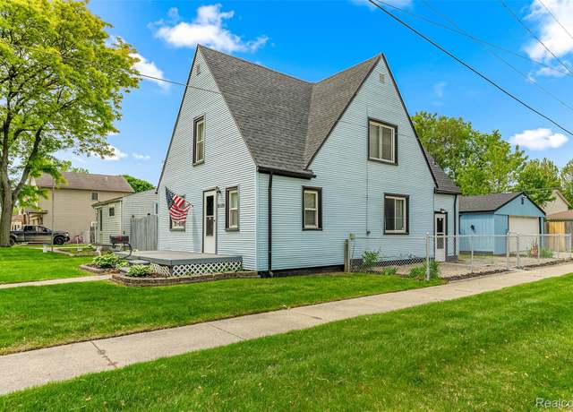 Property at 8329 Lenore St St, Dearborn Heights, MI 48127, 4 beds, 1 bath