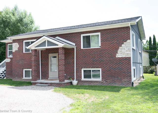 Property at 2525 Eastlawn St, Ypsilanti, MI 48197, 4 beds, 2 baths