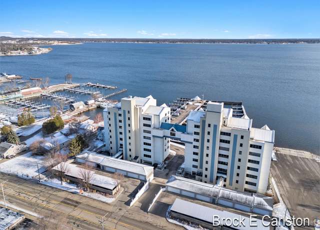 Property at 2964 Lakeshore Dr Unit W501, Muskegon, MI 49444, 2 beds, 2 baths