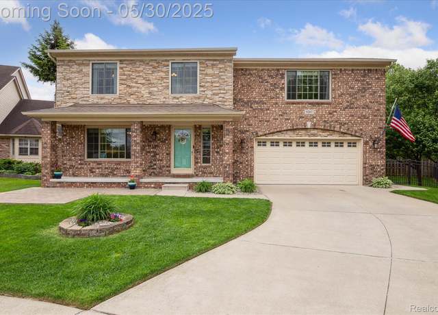 Property at 9267 Richfield, Livonia, MI 48150, 4 beds, 3 baths