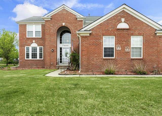 Property at 56501 Winding Creek Dr, Macomb, MI 48042, 4 beds, 2.5 baths