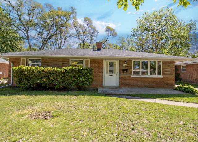 Property at 5041 Hayes St, Wayne, MI 48184, 3 beds, 1 bath