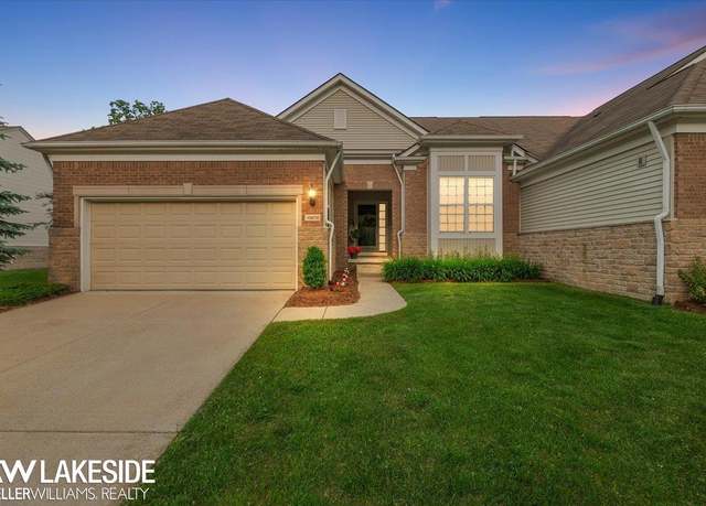Property at 49676 Broadacre Dr, Macomb, MI 48042, 2 beds, 2 baths