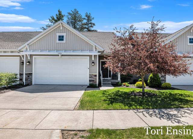 Property at 1026 Grosvenor Dr #27, Greenville, MI 48838, 2 beds, 2.5 baths