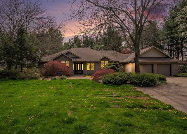 Property at 2425 58th St, Fennville, MI 49408, 3 beds, 2.5 baths