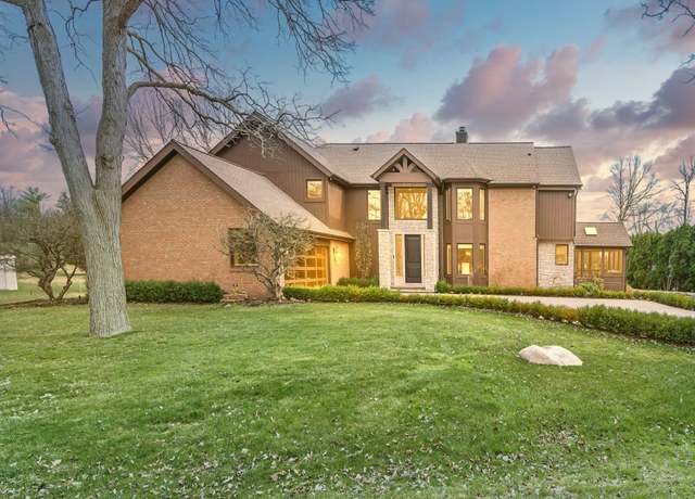 Property at 3403 Chickering Ln, Bloomfield Hills, MI 48302, 4 beds, 4.5 baths