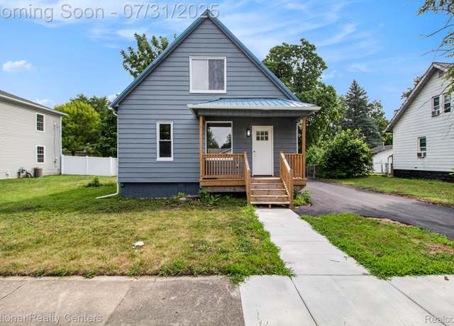Property at 26256 Ypsilanti St, Flat Rock, MI 48134, 4 beds, 2 baths