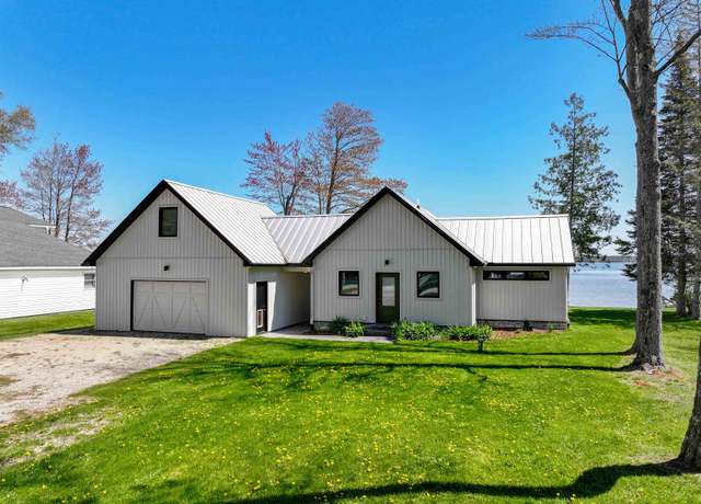Property at 109 Davidsen Ave, Cadillac, MI 49601, 2 beds, 2 baths