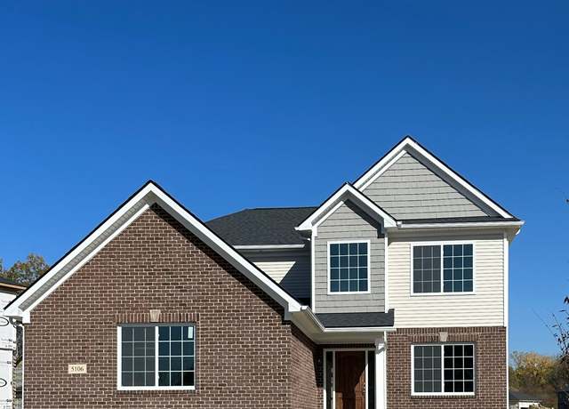 Property at 5 Rochawies Dr, Oakland, MI 48363, 4 beds, 2.5 baths