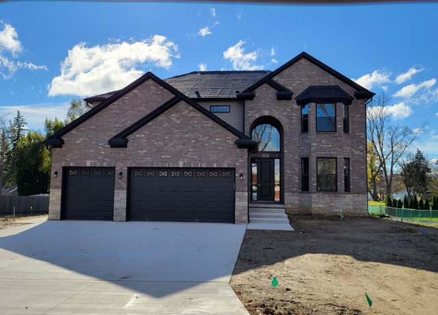 Property at 627 Vanderpool Dr, Troy, MI 48083, 5 beds, 5.5 baths