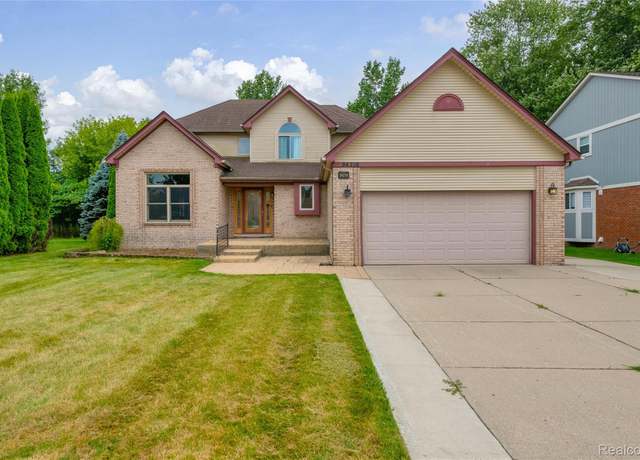 Property at 34276 Cherry Hill Ln, Chesterfield Township, MI 48047, 4 beds, 2.5 baths