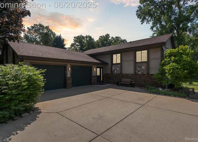 Property at 2386 Sherlock Trl, Highland, MI 48356, 4 beds, 2.5 baths