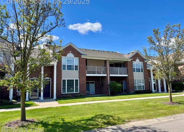 Property at 46117 Rhodes Dr #298, Macomb, MI 48044, 2 beds, 2 baths