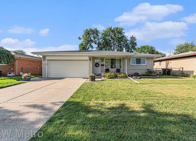 Property at 13229 Boca Grande Dr, Sterling Heights, MI 48312, 3 beds, 1.5 baths