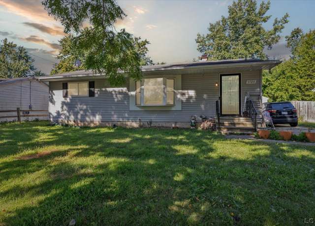 Property at 5726 Meredith St, Portage, MI 49002, 3 beds, 1.5 baths