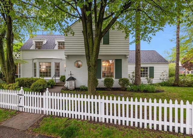 Property at 75 Grosse Pointe Blvd Blvd, Grosse Pointe Farms, MI 48236, 3 beds, 2.5 baths