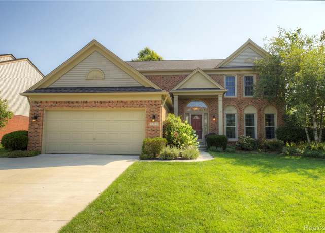 Property at 1537 Kensington Dr, Canton Charter Township, MI 48188, 4 beds, 2.5 baths