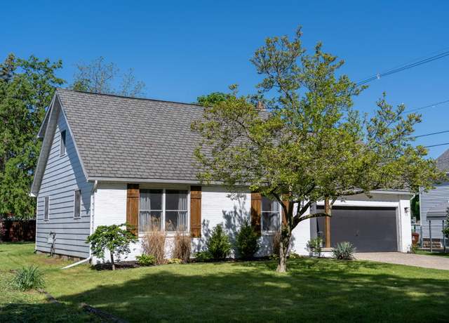 Property at 424 S Anna St, Mt Pleasant, MI 48858, 3 beds, 2 baths