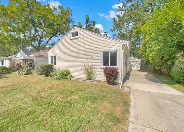 Property at 2309 Dallas Ave, Royal Oak, MI 48067, 3 beds, 2 baths