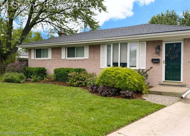 Property at 20524 Pleasant St, St Clair Shores, MI 48080, 3 beds, 1 bath