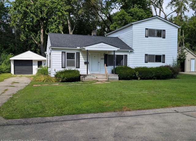 Property at 30465 Everett St, Southfield, MI 48076, 3 beds, 1.5 baths