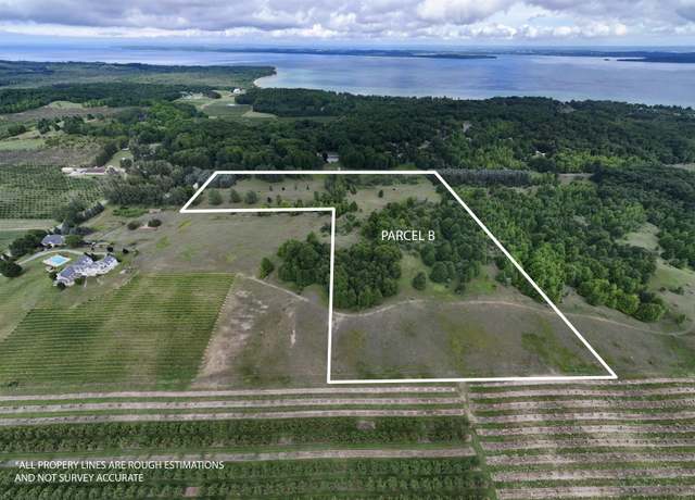 Property at 003 E Fort Rd, Suttons Bay, MI 49682