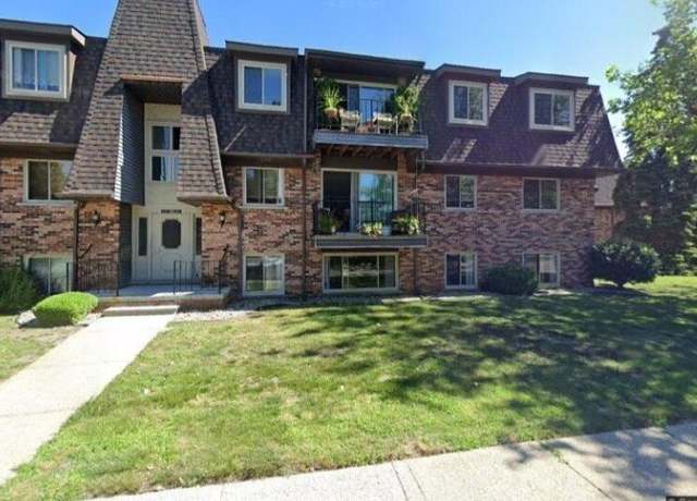 Property at 214 Riviera Dr #34, St Clair Shores, MI 48080, 2 beds, 2 baths