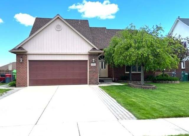 Property at 53302 Elysia Dr, Chesterfield, MI 48051, 4 beds, 2.5 baths