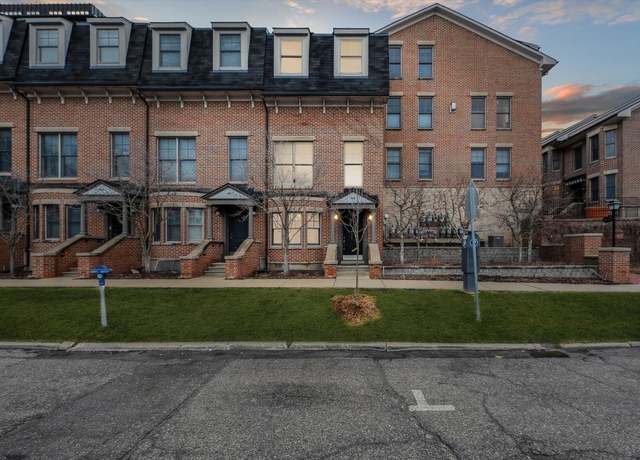 Property at 433 S Ashley St, Ann Arbor, MI 48103, 2 beds, 2.5 baths