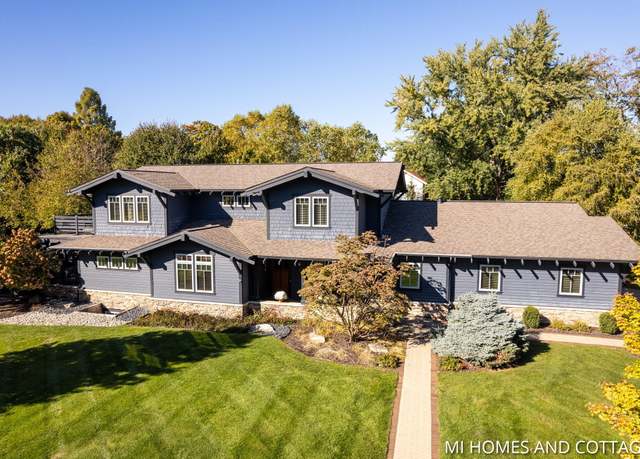 Property at 36 Randolph St, Douglas, MI 49406, 4 beds, 5.5 baths