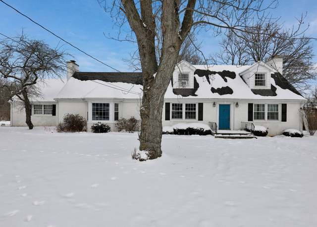 Property at 1406 Buckley Dr, Owosso, MI 48867, 3 beds, 2 baths
