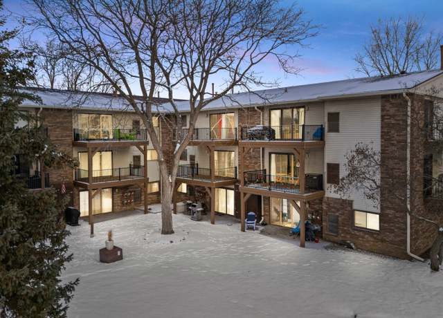 Property at 895 S Pontiac Trl Unit C206, Walled Lake, MI 48390, 1 bed, 1 bath