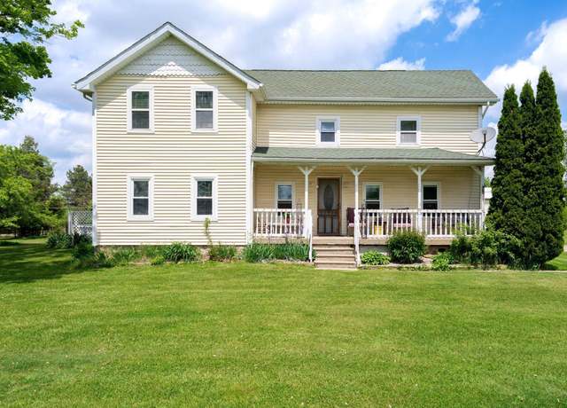 Property at 4206 Grand Blanc Rd, Swartz Creek, MI 48473, 4 beds, 3 baths