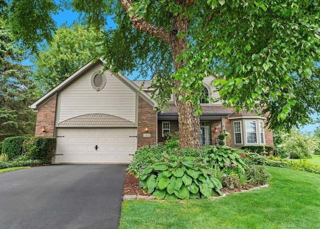 Property at 744 Hummerside Ct, Commerce Charter Township, MI 48382, 4 beds, 3 baths