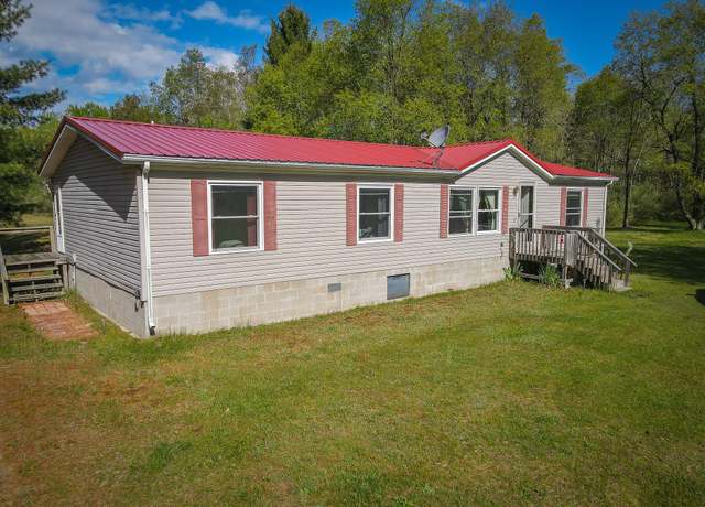 Property at 2314 Revolt Rd, Manistee, MI 49660, 3 beds, 2 baths