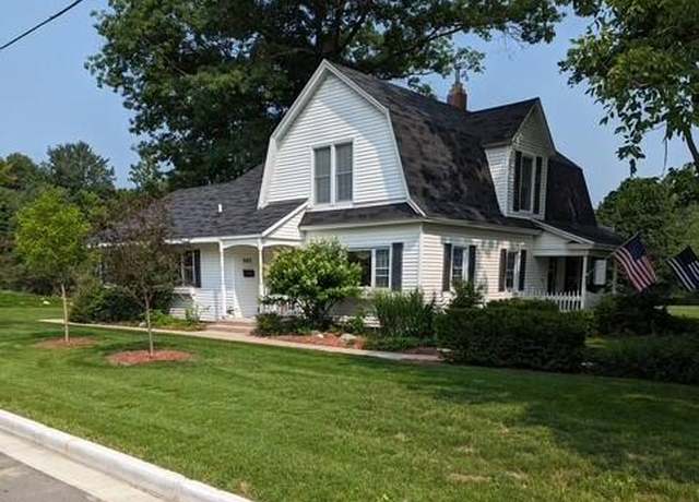 Property at 602 Rust Ave, Big Rapids City, MI 49307, 4 beds, 2.5 baths