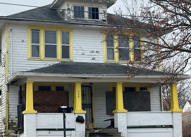 Property at 326 E Mcclellan St, Flint, MI 48505, 4 beds, 1.5 baths