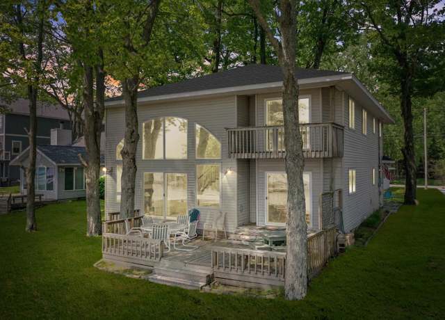 Property at 7579 W White Birch, Lake City, MI 49651, 5 beds, 3 baths