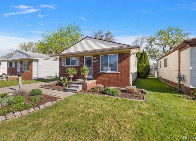 Property at 11323 Jewett Ave, Warren, MI 48089, 3 beds, 1 bath