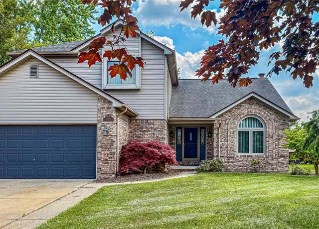Property at 53208 Springhill Meadows Dr, Macomb, MI 48042, 4 beds, 2.5 baths