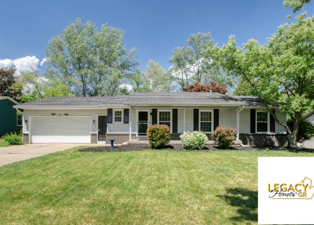 Property at 3051 Lantana Ct SE, Kentwood, MI 49512, 3 beds, 3 baths