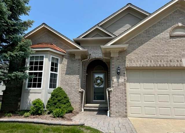 Property at 24179 Charlevoix St, Flat Rock, MI 48134, 2 beds, 2 baths