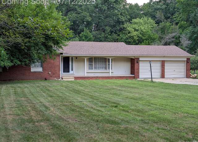 Property at 22048 Rougewood Dr, Southfield, MI 48033, 3 beds, 2 baths