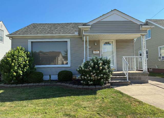 Property at 14700 College Ave, Allen Park, MI 48101, 3 beds, 1 bath