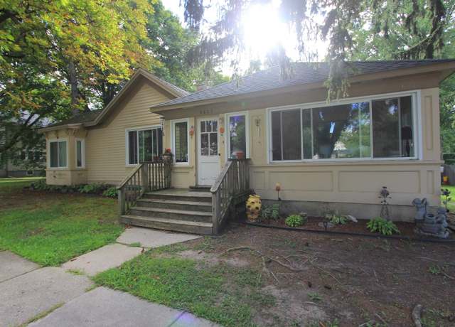 Property at 6831 Jefferson Rd, North Branch Village, MI 48461, 3 beds, 1.5 baths