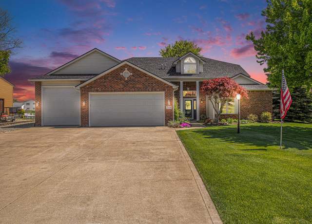 Property at 719 Kenaston Dr, Coldwater, MI 49036, 4 beds, 2.5 baths
