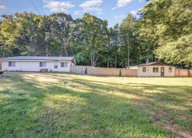 Property at 5891 Woodland Dr, Lake, MI 48632, 3 beds, 1 bath
