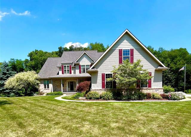 Property at 5580 Birch Ln, Davisburg, MI 48350, 4 beds, 2.5 baths