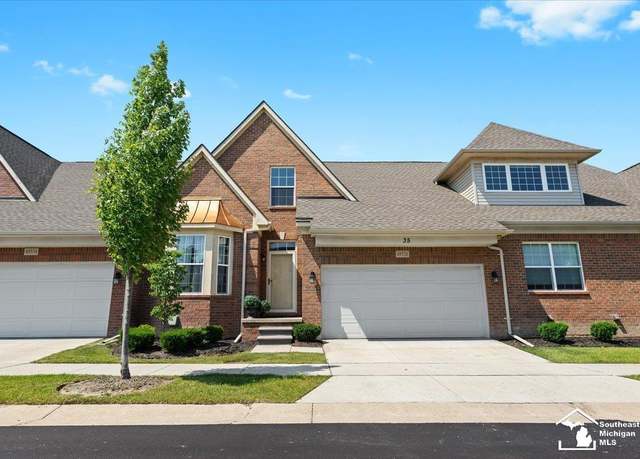 Property at 48526 Eastbridge Dr, Canton, MI 48188, 3 beds, 2.5 baths